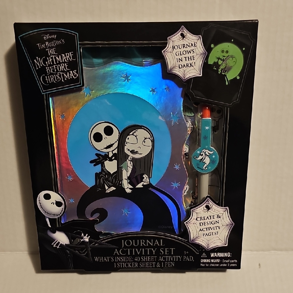The Nightmare Before‎ Christmas Journal Activity Set